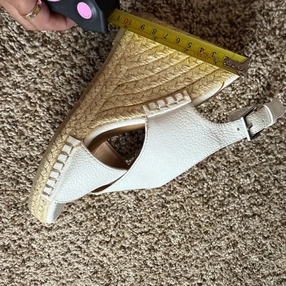 White Women's Slingback Sandals - Picture 5 of 5